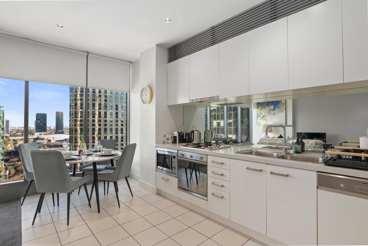 Sophisticated Designer Condo W River & City Views Melbourne City Exterior foto
