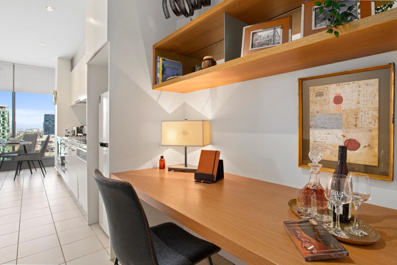 Sophisticated Designer Condo W River & City Views Melbourne City Exterior foto